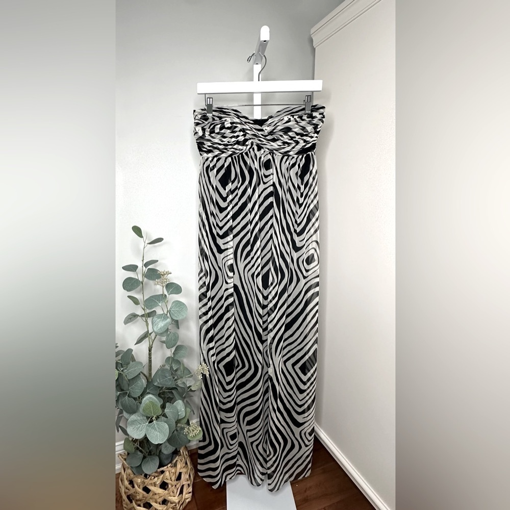 White House Black Market Silk Strapless Maxi Dress Black White Geometric Size 2